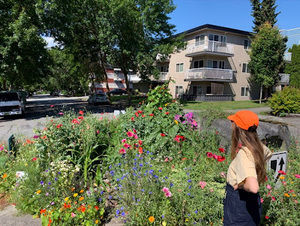 Meet your Posher, Olivia